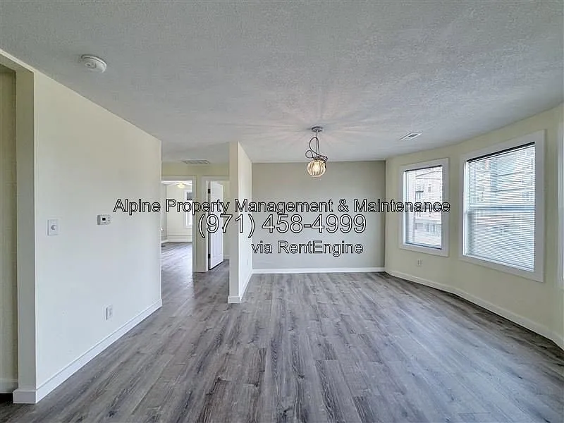 3 bed, 2.5 bath, 2000 sqft, $3,150 — Photo 4