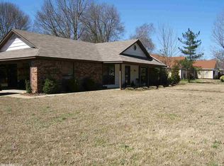 21 Manchester Dr, Conway, AR 72034