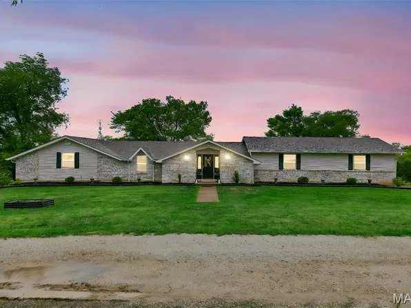 2294 Highway Tt St, Saint Clair, MO 63077