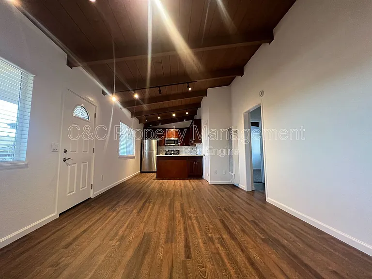 525 Madison St #G — Photo 2