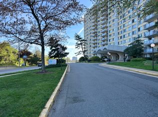301 N Beauregard St APT 920, Alexandria, VA 22312