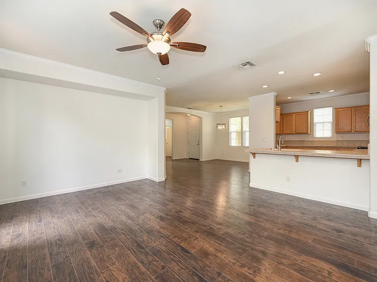 24 Crystalwood Cir — Photo 10