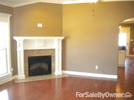 3rd image of 7121 Stonehenge Dr