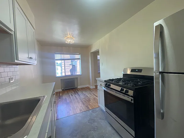 Don Edward Apartments — Photo 27