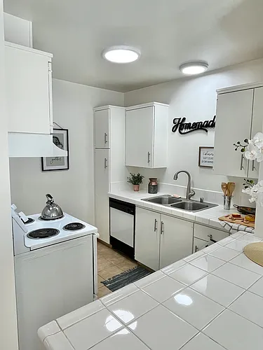 23105 Madison Street Torrance Ca 90505 Photo 1