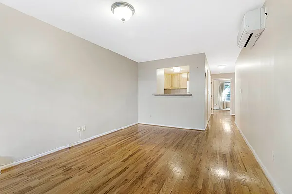 Rented by Compass | media 7