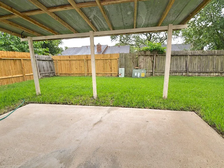 2331 Stillmeadow Dr — Photo 12