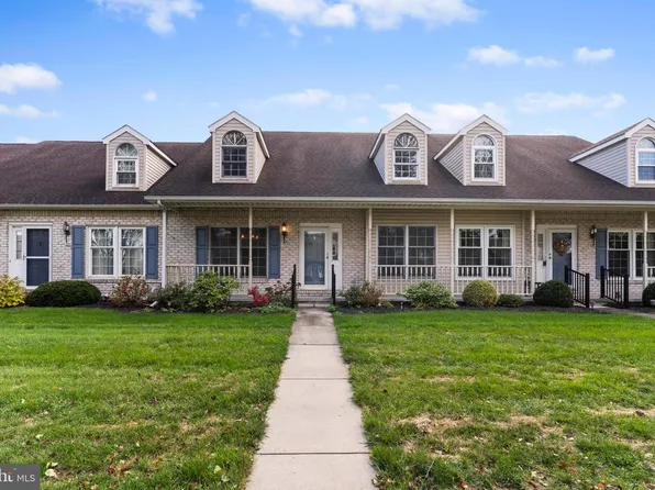 1322 Georgetown Cir, Carlisle, PA 17013