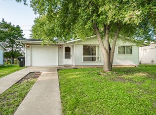 1424 Dillon Dr, Normal, IL 61761