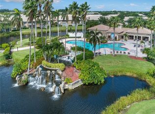 14838 Paradigm Ct, Fort Myers, FL 33919