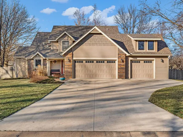 7542 SW Robinhood Ct, Topeka, KS 66614