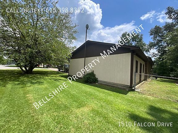 3rd image of 1510 Falcon Dr