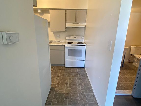 2nd image of 21444 Oxford St #201