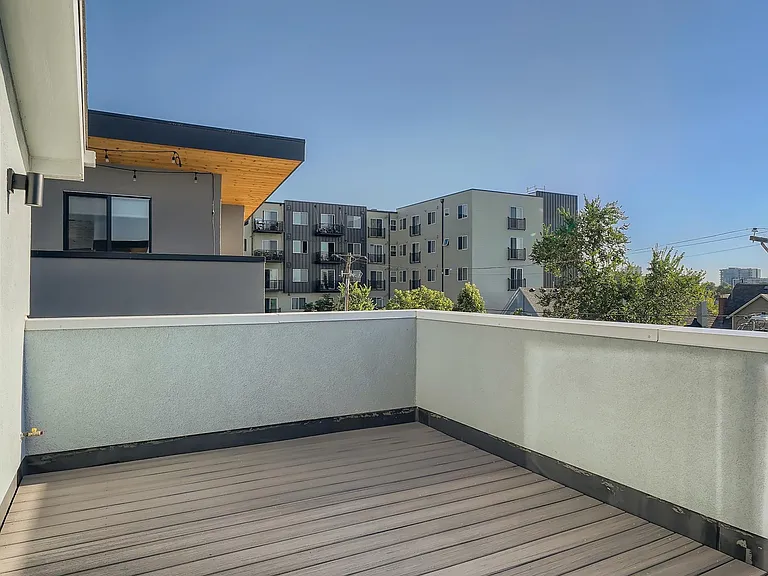1456 N Zenobia St — Photo 22