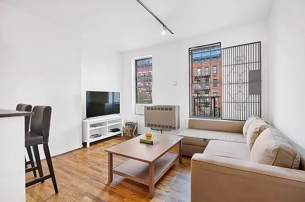 Rented by Compass | media 1