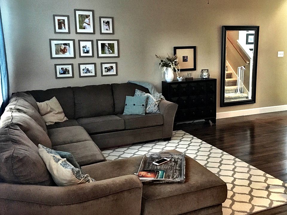 Spacious family room