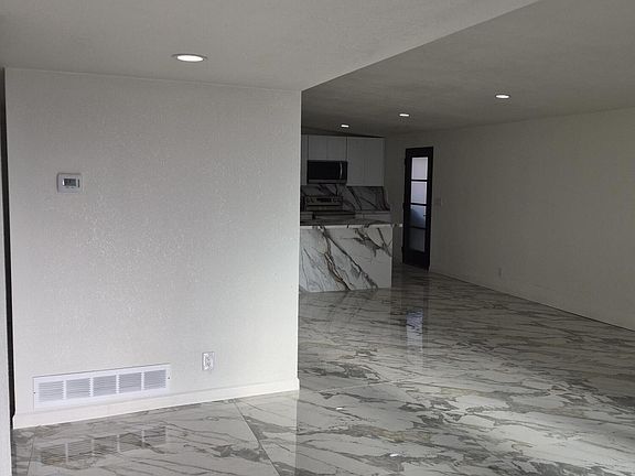 5th image of 4448 N Jay Ave