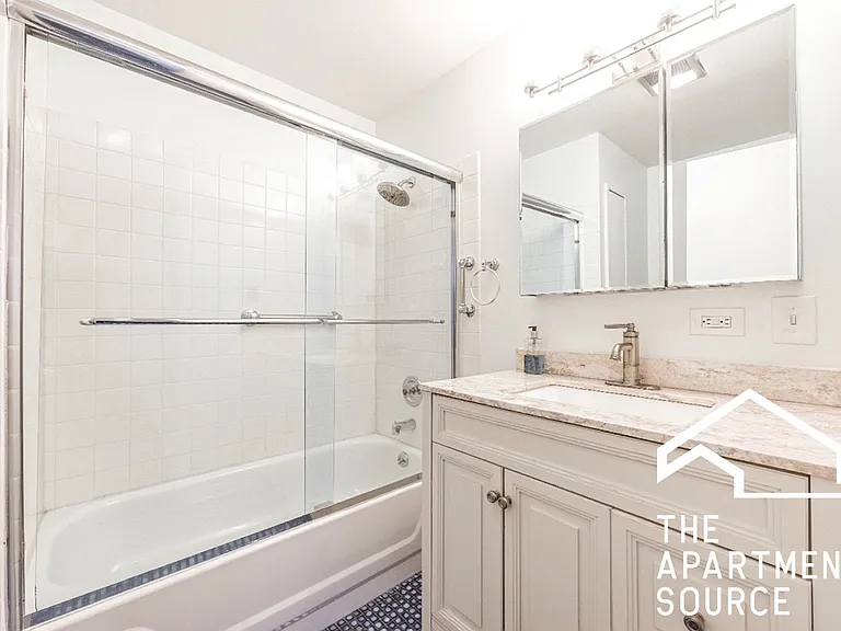2968 S Loomis St #1 — Photo 12