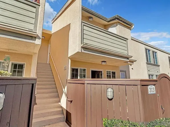 5252 Balboa Arms Dr Unit 216, San Diego, CA 92117