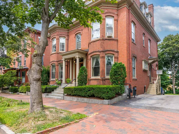 49 Deering Street, Portland, ME 04101