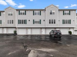 34 Harbor View Ln UNIT 34, Norwich, CT 06360