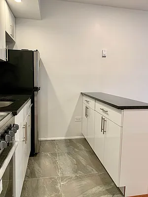 Rented by Compass | media 11