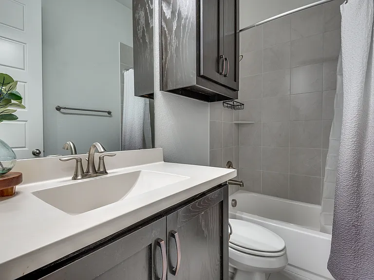 3128 Lexington Dr — Photo 23