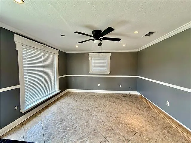 5173 Mount Rushmore Dr — Photo 2