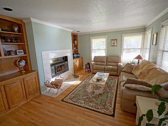 5th image of 7011 Terrace Ct