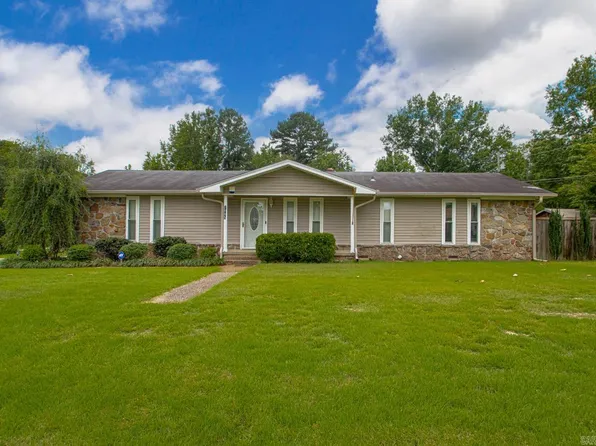 7005 Amanda Dr, Jacksonville, AR 72076