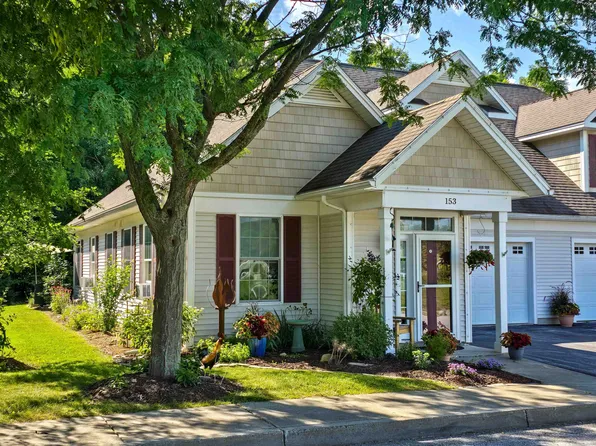 153 Garden Circle, St. Albans Town, VT 05478