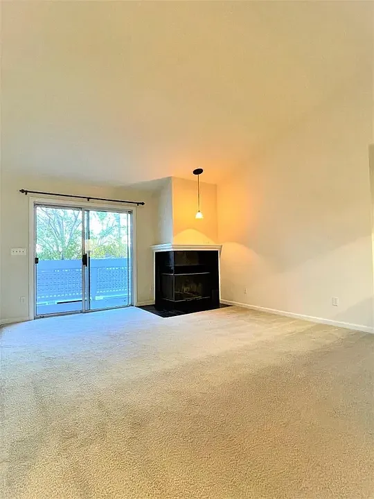 Building Photo - 1723 Bevin Brook Dr