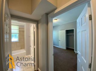 2210 Roslyn Ave APT 8, Baltimore, MD 21216