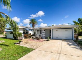 1101 Lenox Ct, Cape Coral, FL 33904