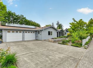 1445 NE Country Club Ave, Gresham, OR 97030