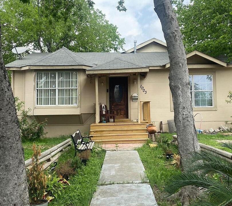 1st image of 1003 W Wildwood Dr