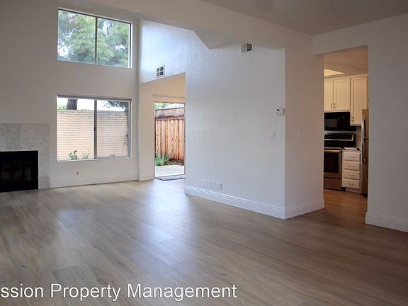 5th image of 5503 Civic Terrace Ave