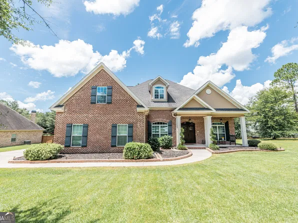 802 Saint Marys Pl, Bonaire, GA 31005