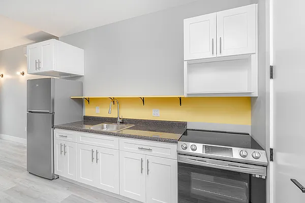 Rented by Reavis | media 24