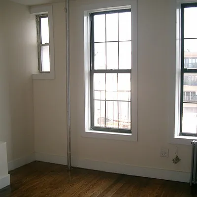 Rented by Nooklyn NYC LLC | media 14