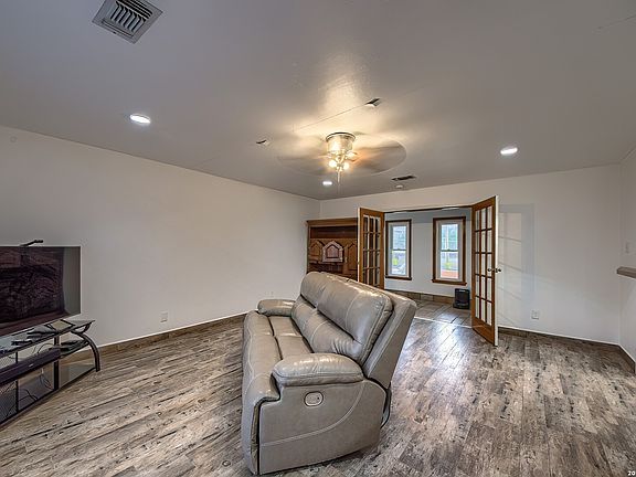 5th image of 559 S Hatfield Street