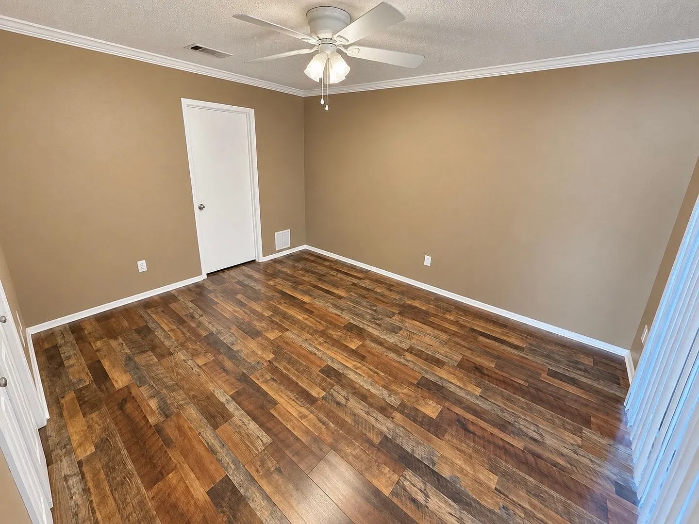 North Bossier Townhome! — Photo 4
