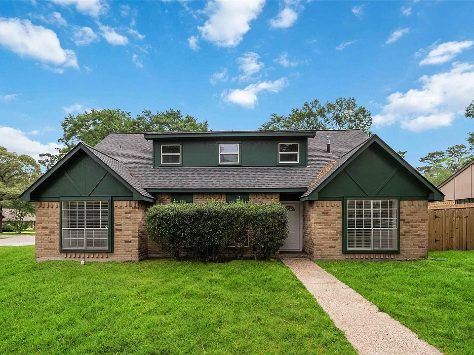 203 Wedgewood Ct