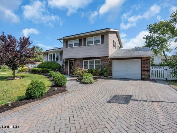 5 New Jersey Avenue, Jackson, NJ 08527