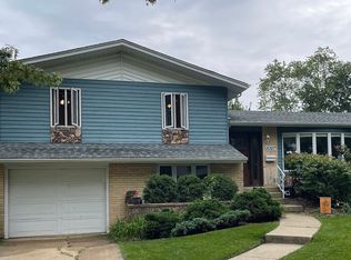 15327 Orogrande Dr, Oak Forest, IL 60452