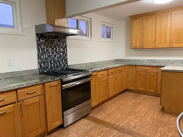 1105 North Rd — Photo 2