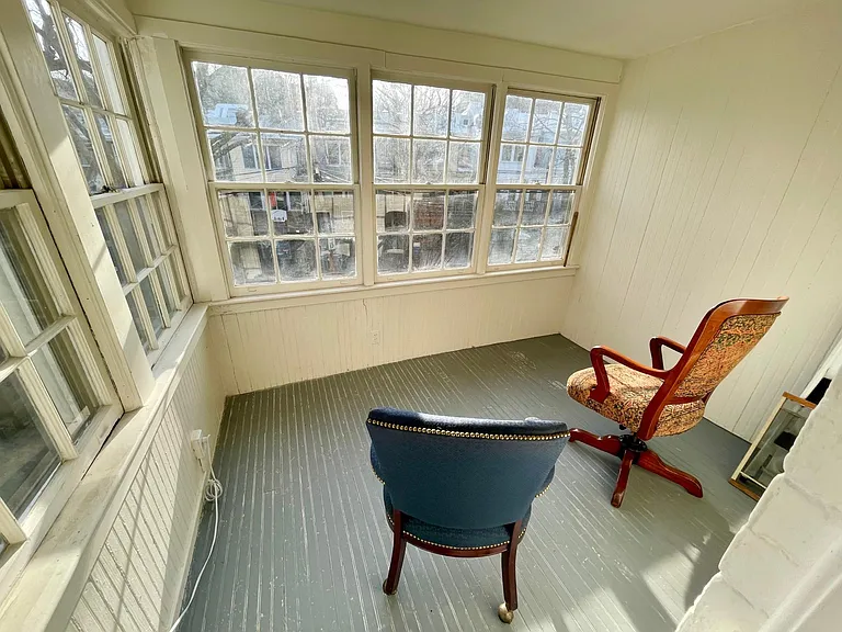 2260 Cathedral Ave NW #2 — Photo 8