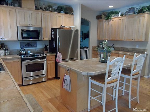 3rd image of 11908 10th Avenue Ct NW