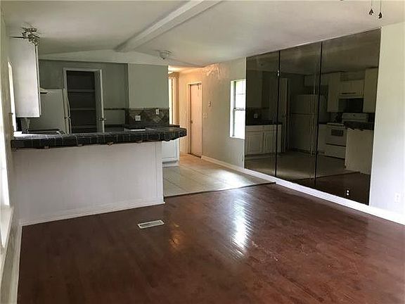 Open Living / Kitchen