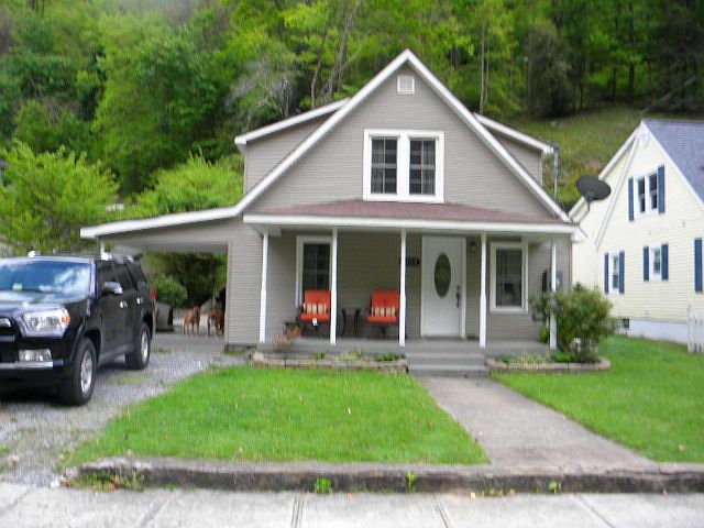 1st image of 1354 Fairview St